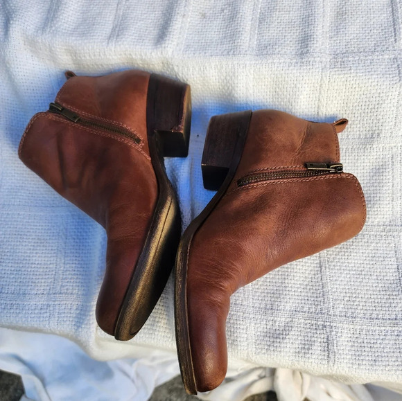 Lucky Basel double zip booties 8.5 - Picture 11 of 12